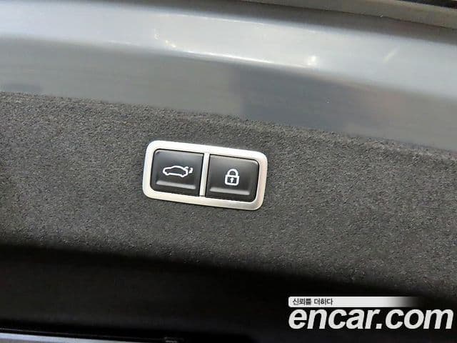 Genesis Electrified G80 2021 — ფოტო 16/20