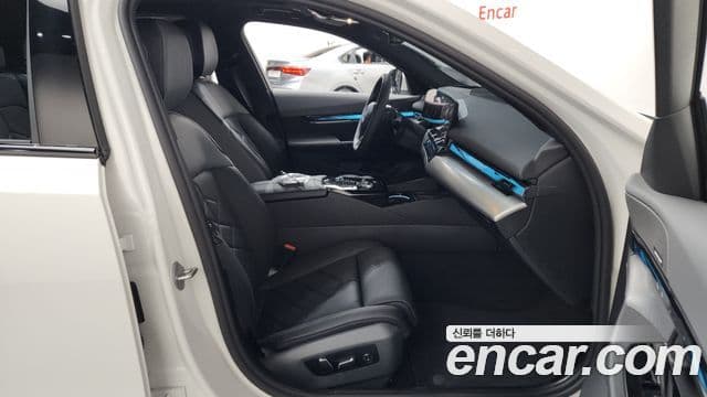 BMW 5 Series 2026 — ფოტო 12/20