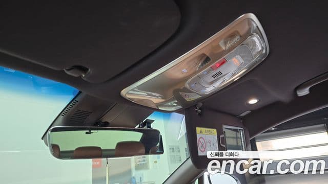 Genesis Electrified G80 2023 — фото 18 из 20