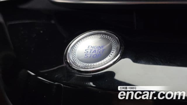 Genesis Electrified G80 2023 — фото 20 из 20