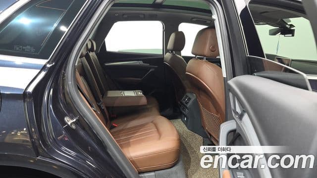 Audi Q5 2020 — фото 12 из 20