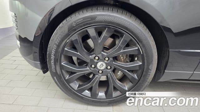 Land Rover Range Rover 2018 — фото 5 из 20
