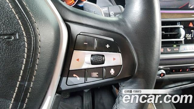 BMW X5 2019 — ფოტო 16/20