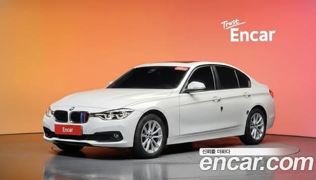 BMW 3 Series 2018 — фото 1 из 20