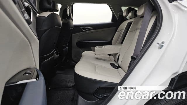 Kia Sportage 2022 — фото 11 из 20