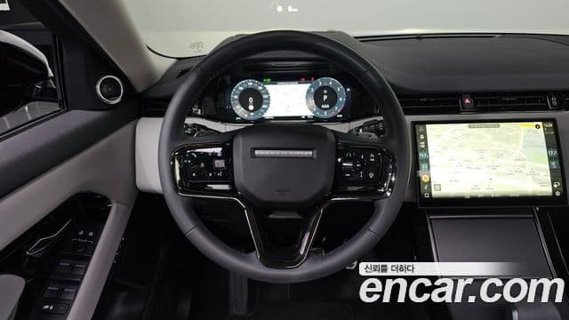 Land Rover Range Rover Evoque 2024 — фото 12 из 20