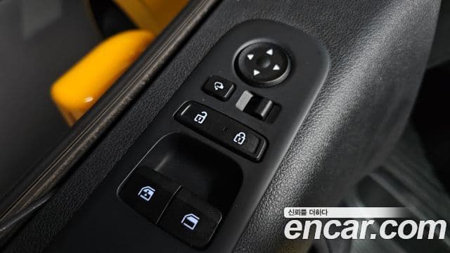 Hyundai Staria 2022 — фото 17 из 20
