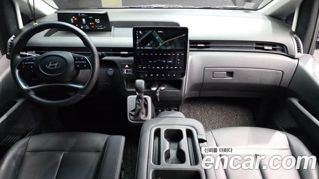 Hyundai Staria 2024 — фото 7 из 20
