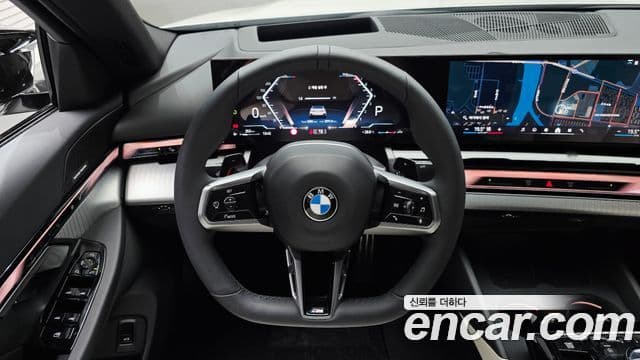 BMW 5 Series 2025 — фото 13 из 20