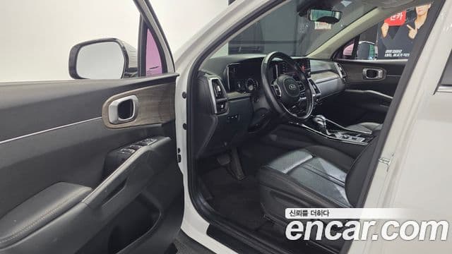 Kia Sorento 2021 — Фото 10/20