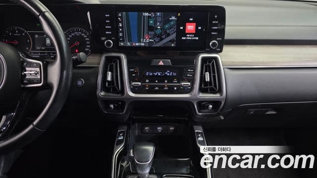 Kia Sorento 2021 — Фото 15/20