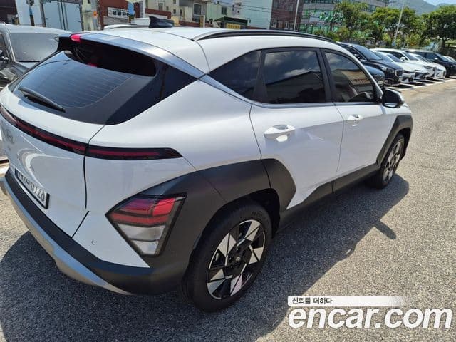 Hyundai Kona 2025 — фото 11 из 20