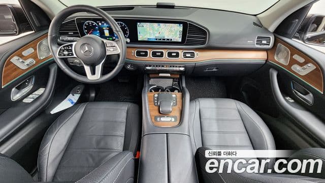 Mercedes-Benz GLE-Class 2021 — Şəkil 7/20