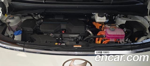 Hyundai Staria 2025 — фото 5 из 10