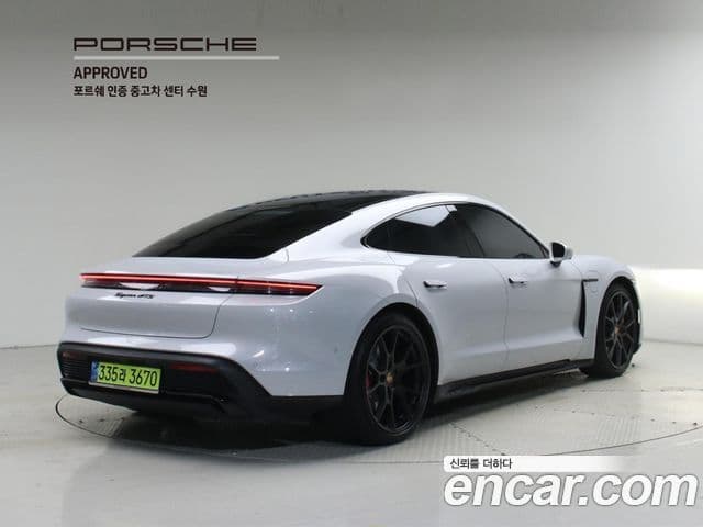 Porsche Taycan 2025 — Photo 4/20
