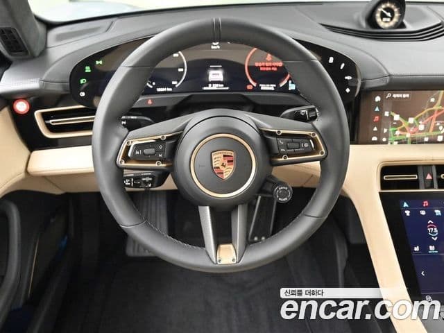 Porsche Taycan 2025 — Photo 2/20