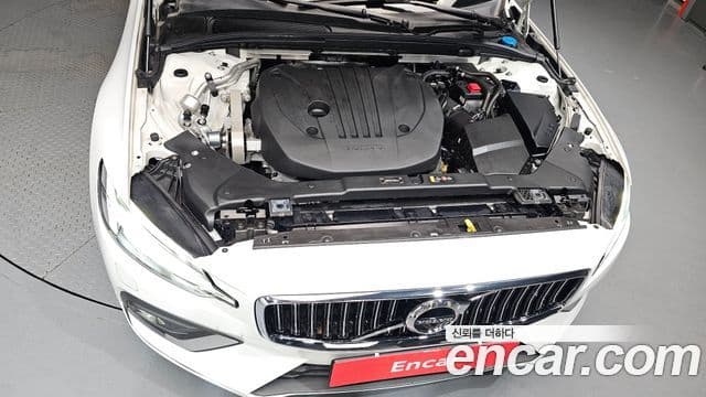 Volvo S60 2021 — Şəkil 6/20