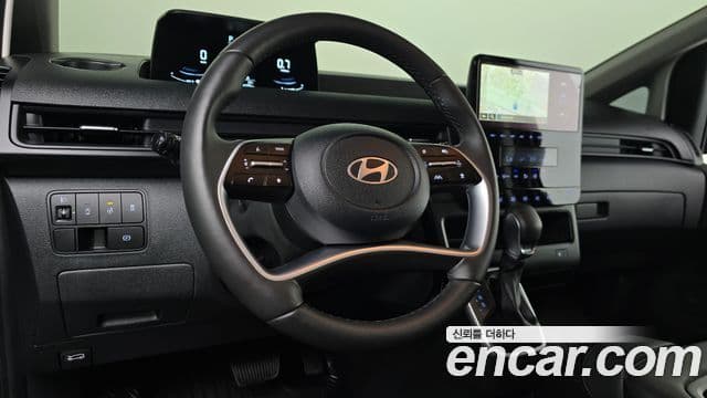 Hyundai Staria 2025 — Фото 11/20