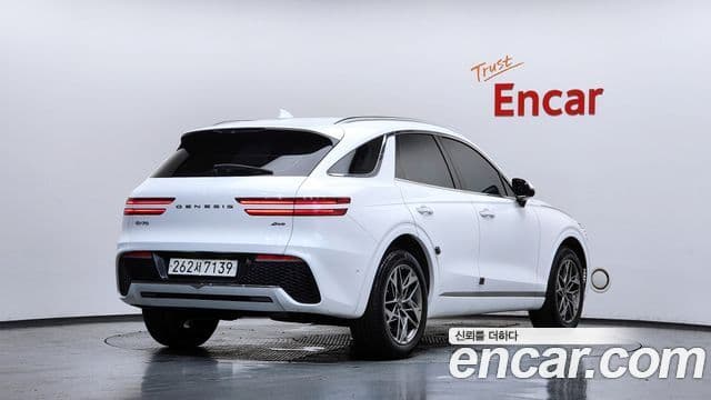 Genesis GV70 2022 — ფოტო 2/20