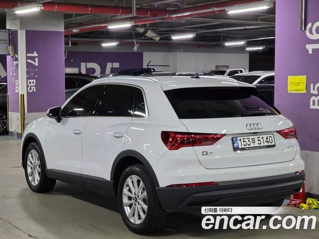 Audi Q3 2022 — ფოტო 2/18