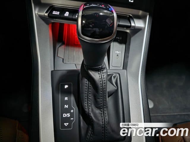 Audi Q3 2022 — ფოტო 8/18