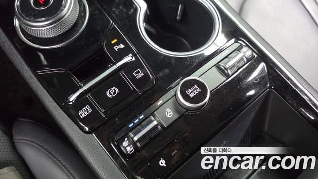 Kia K5 2023 — Şəkil 18/20