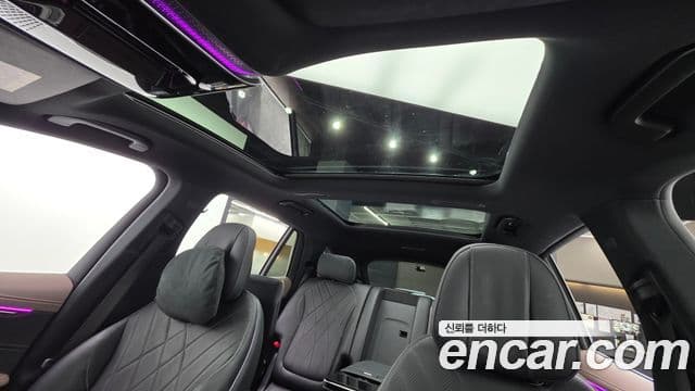 Mercedes-Benz EQS SUV 2023 — ფოტო 6/31