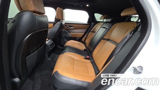 Land Rover Range Rover Velar 2019 — фото 12 из 20
