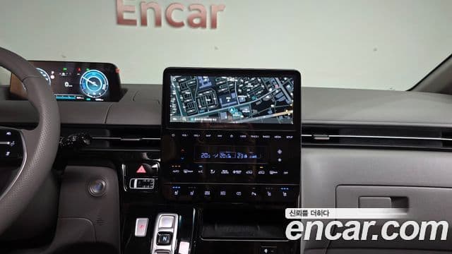 Hyundai Staria 2024 — фото 13 из 20