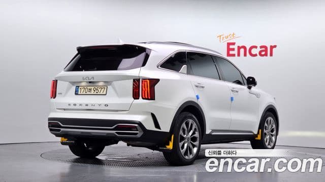 Kia Sorento 2021 — Фото 2/20