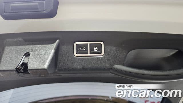 Kia Sorento 2021 — Фото 17/20
