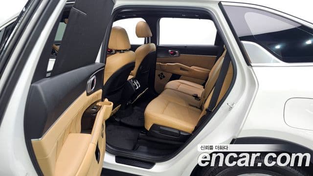 Kia Sorento 2021 — Фото 19/20