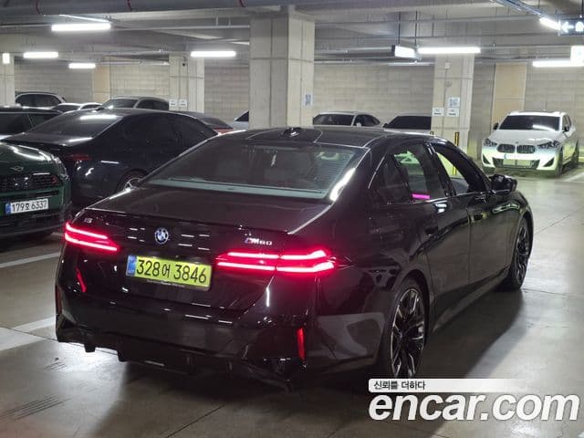 BMW i5 2025 — ფოტო 8/17