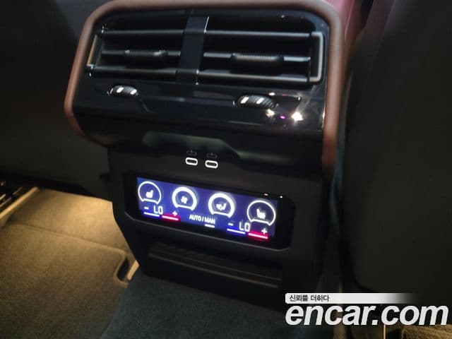 BMW i5 2025 — ფოტო 4/17