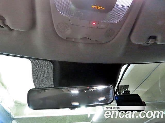 Kia Seltos 2023 — ფოტო 15/19
