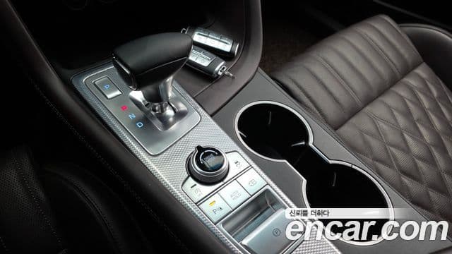 Genesis G70 2021 — Şəkil 9/20