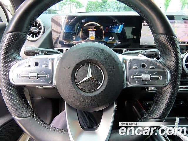 Mercedes-Benz CLA-Class 2021 — ფოტო 11/20