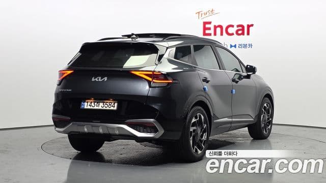 Kia Sportage 2022 — фото 2 из 20