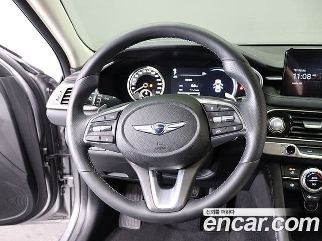Genesis G70 2021 — фото 8 из 20