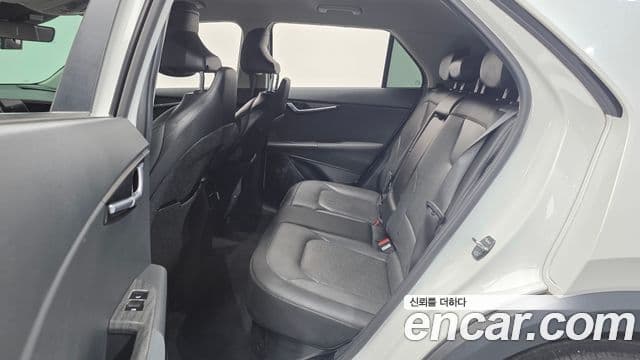 Kia Niro 2022 — фото 11 из 20