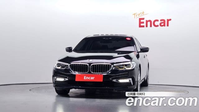BMW 5 Series 2018 — ფოტო 3/20