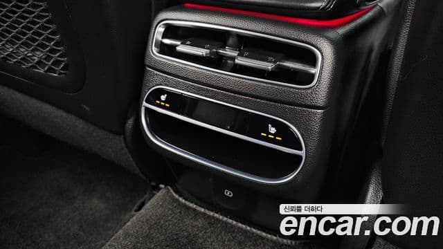 Genesis GV70 2022 — Şəkil 19/20