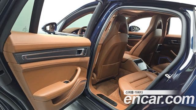 Porsche Panamera 2022 — Photo 6/33