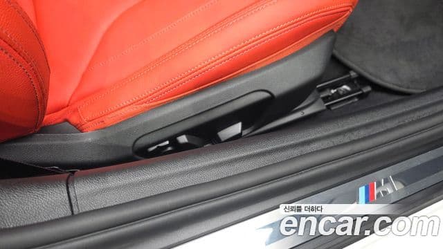 BMW Z4 2024 — Photo 2/32