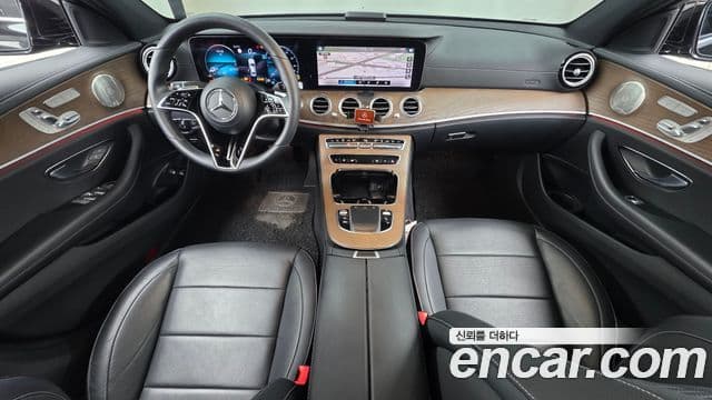 Mercedes-Benz E-Class 2021 — ფოტო 10/20