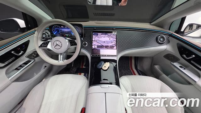 Mercedes-Benz EQE 2023 — ფოტო 2/20