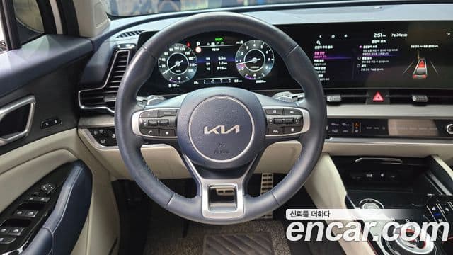 Kia Sportage 2023 — фото 13 из 20