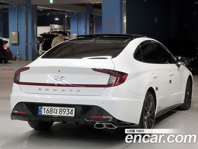 Hyundai Sonata 2022 — ფოტო 3/20