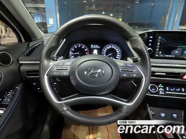Hyundai Sonata 2022 — фото 8 из 20