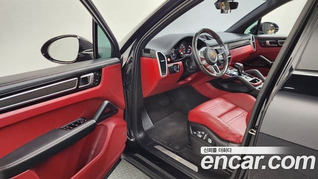 Porsche Cayenne 2019 — Şəkil 10/20